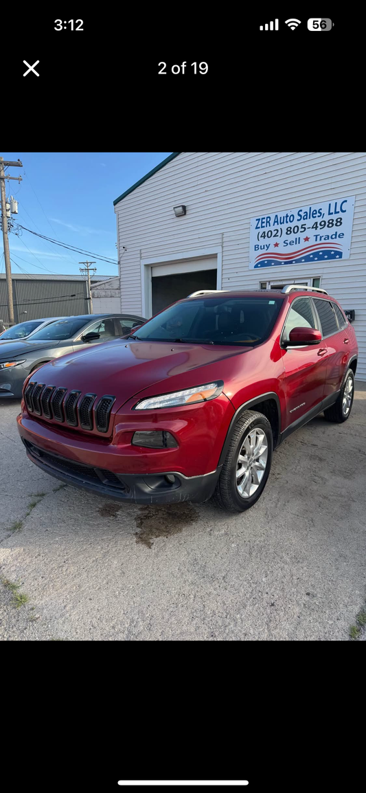 2014 Jeep Cherokee • Latitude Plus
Sport Utility 4D