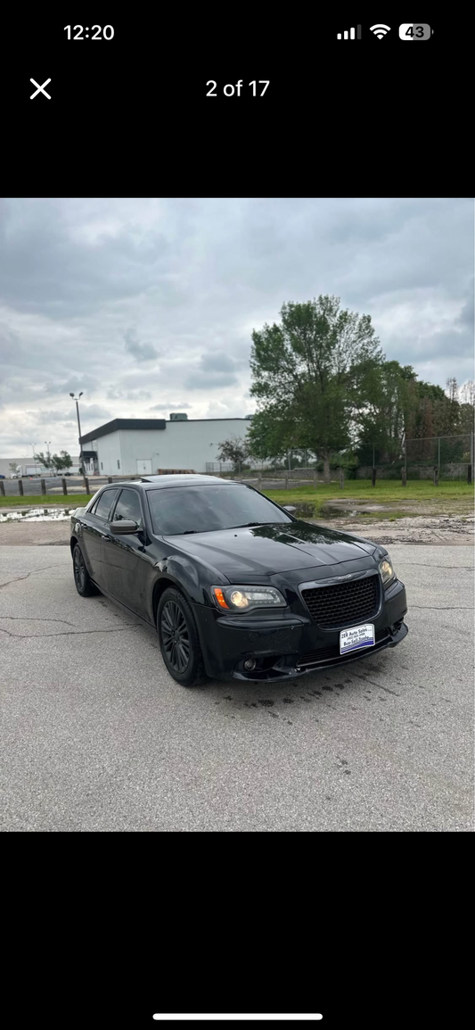 2014 Chrysler 300 • 300C John
Varvatos Luxury Sedan 4D