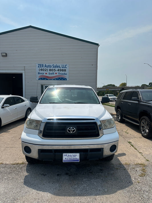 2010 Toyota tundra ￼